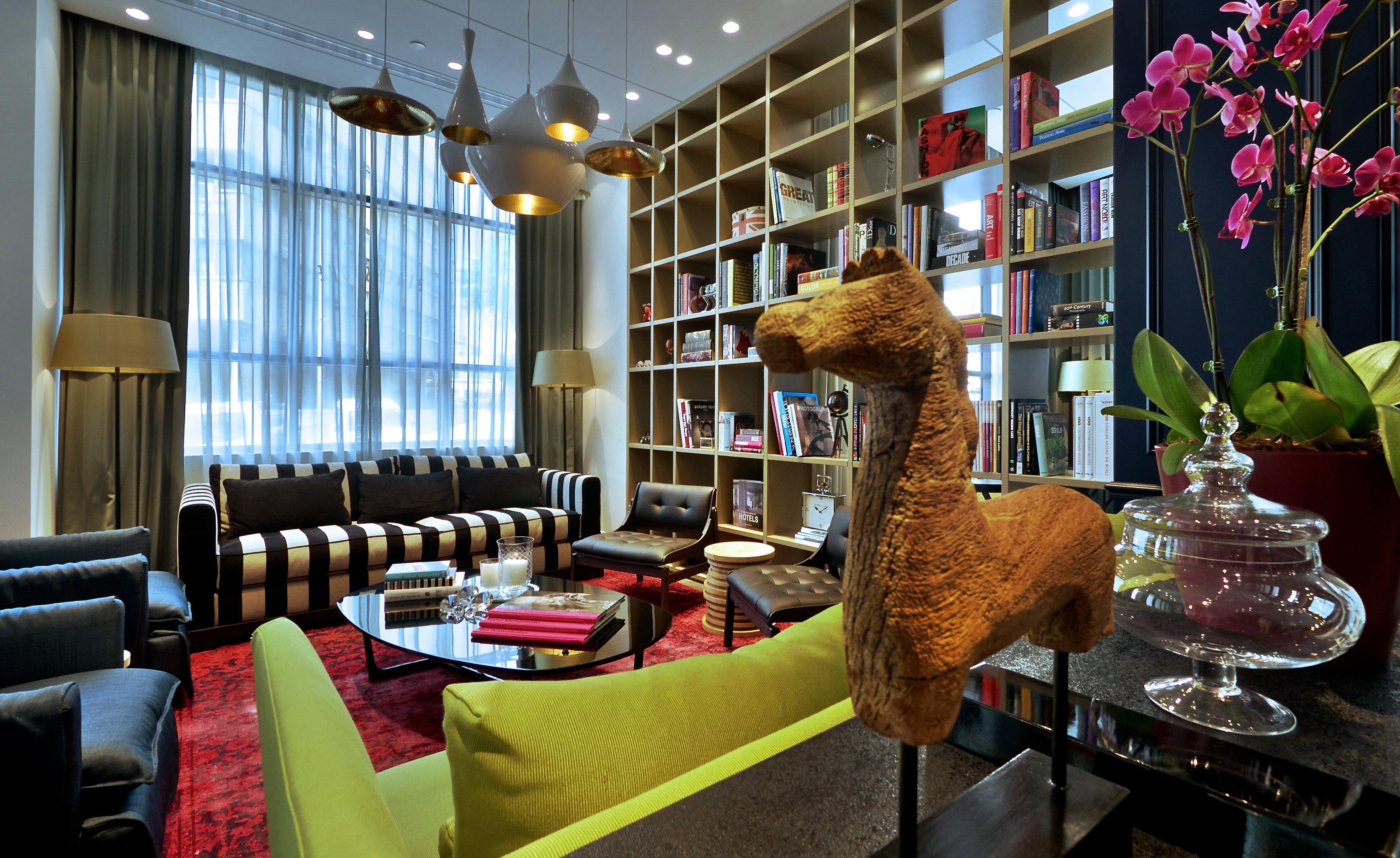 Hotel Indigo Tel Aviv - Diamond District By Ihg Гиватаим Экстерьер фото Library