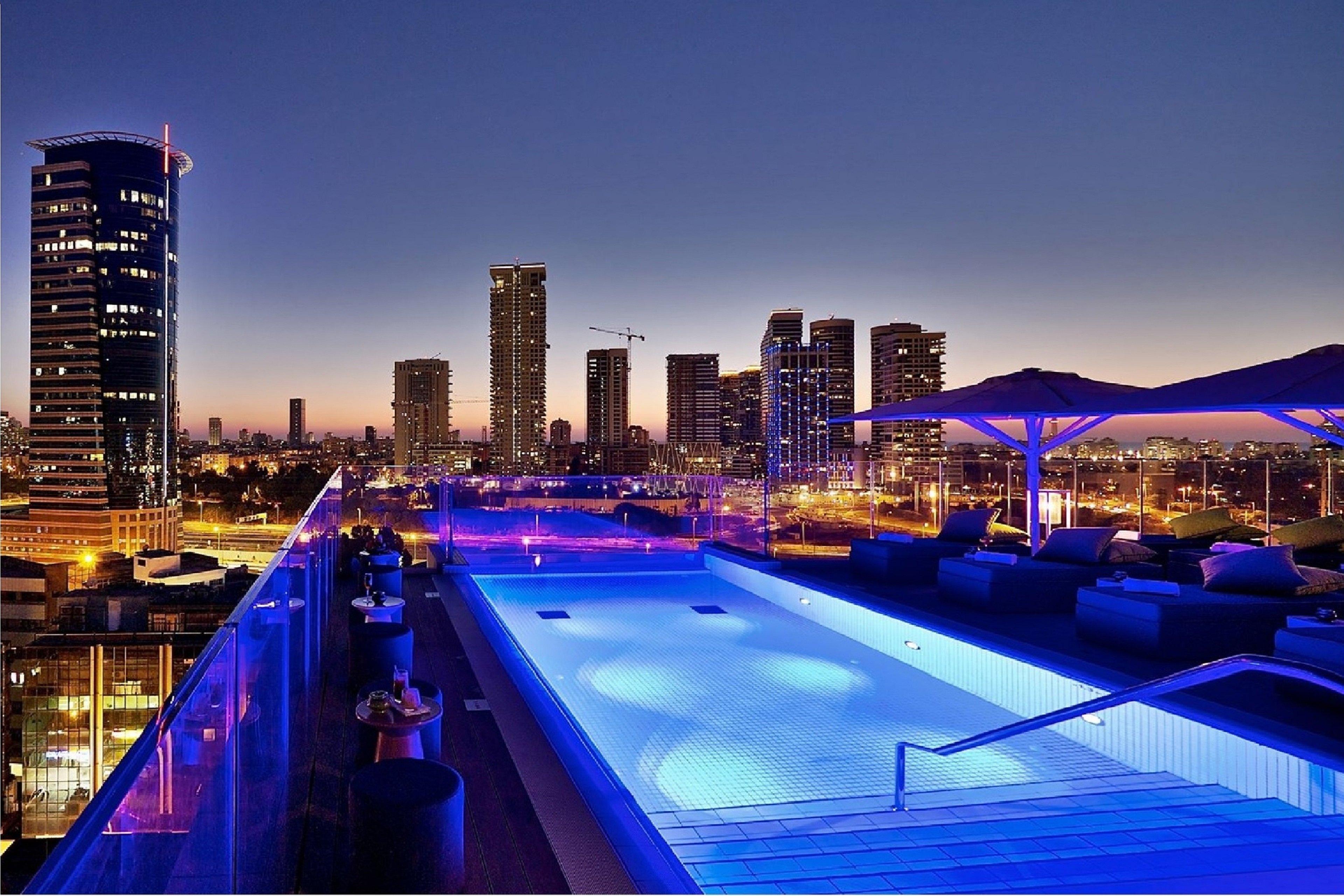 Hotel Indigo Tel Aviv - Diamond District By Ihg Гиватаим Экстерьер фото View from the rooftop pool
